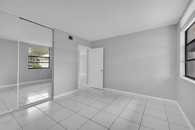 1713 Whitehall Drive 103, Davie, FL 33324