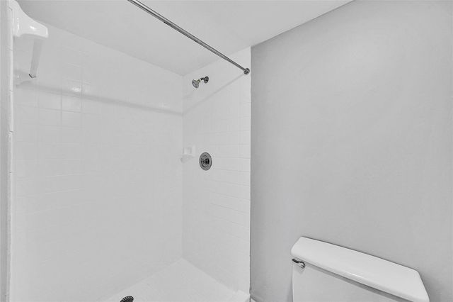 1713 Whitehall Drive 103, Davie, FL 33324