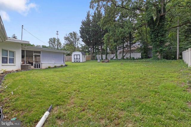 1846 CLOVER LN, York, PA 17403
