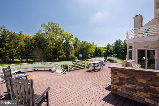 1015 S WISTERIA DR, Malvern, PA 19355