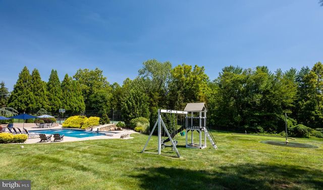 1015 S WISTERIA DR, Malvern, PA 19355