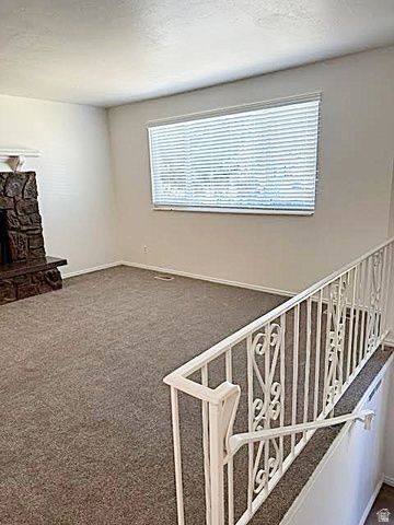5503 S WESTSIDE CIR, Kearns, UT 84118