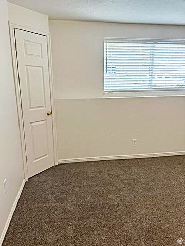 5503 S WESTSIDE CIR, Kearns, UT 84118