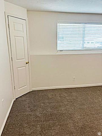 5503 S WESTSIDE CIR, Kearns, UT 84118