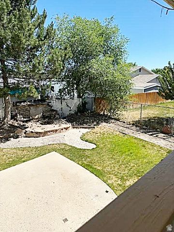 5503 S WESTSIDE CIR, Kearns, UT 84118