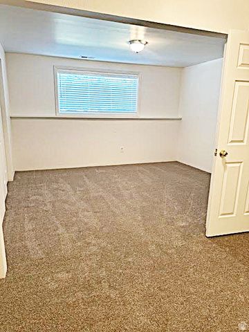 5503 S WESTSIDE CIR, Kearns, UT 84118