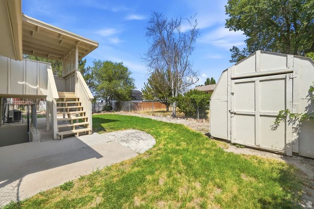 5503 S WESTSIDE CIR, Kearns, UT 84118