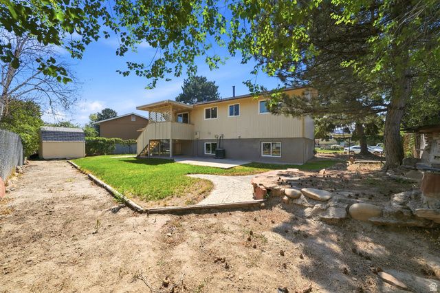 5503 S WESTSIDE CIR, Kearns, UT 84118
