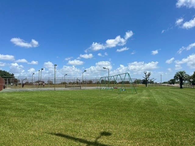 1131 Bronco Trail, Angleton, TX 77515