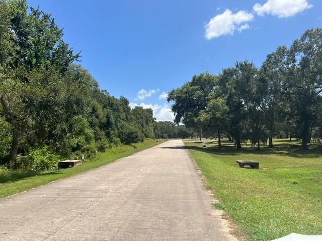 1131 Bronco Trail, Angleton, TX 77515