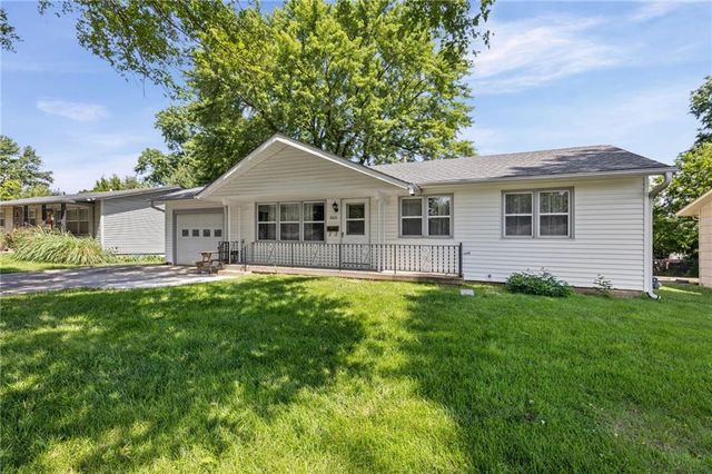 8100 E 90th Terrace, Kansas City, MO 64138