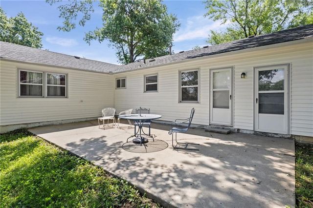 8100 E 90th Terrace, Kansas City, MO 64138