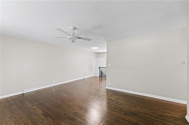 8100 E 90th Terrace, Kansas City, MO 64138