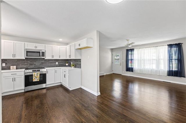 8100 E 90th Terrace, Kansas City, MO 64138