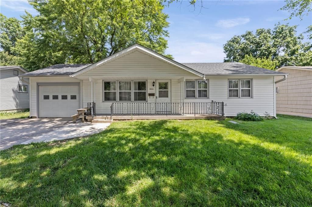 8100 E 90th Terrace, Kansas City, MO 64138