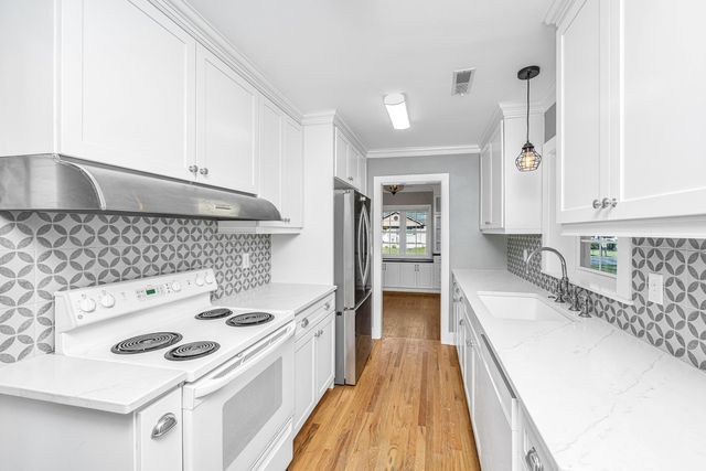 5 Peeks Pike, Charleston, SC 29407