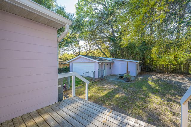 5 Peeks Pike, Charleston, SC 29407