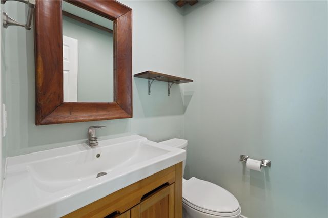 1811 Laguna Meadows Ln, Houston, TX 77094