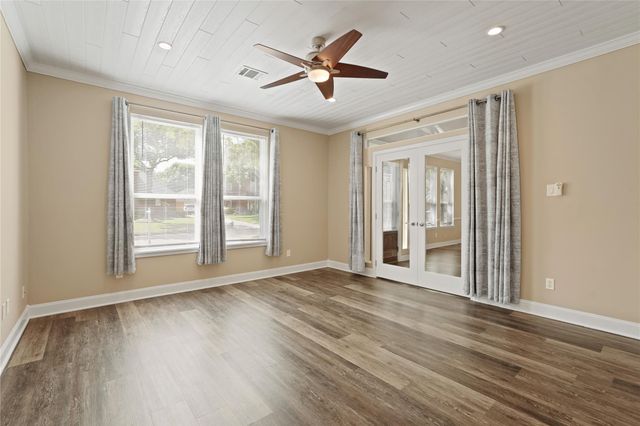 1811 Laguna Meadows Ln, Houston, TX 77094