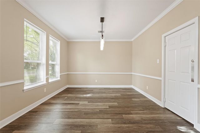 1811 Laguna Meadows Ln, Houston, TX 77094