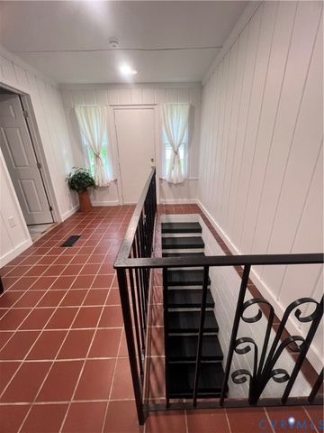 15330 Harrowgate Rd, Chester, VA 23831