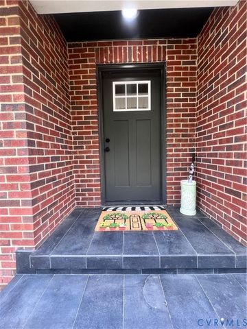 15330 Harrowgate Rd, Chester, VA 23831
