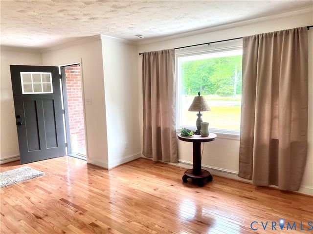 15330 Harrowgate Rd, Chester, VA 23831