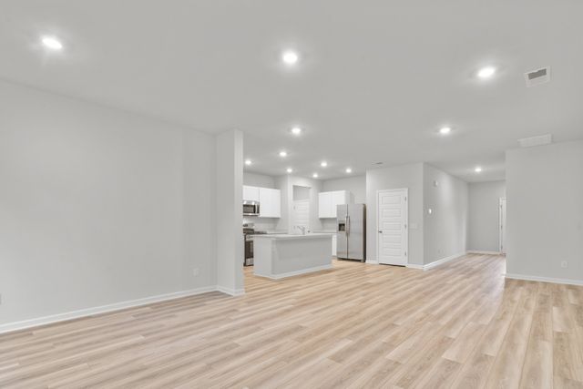 3156 Lyman Ridge Rd, Columbia, TN 38401