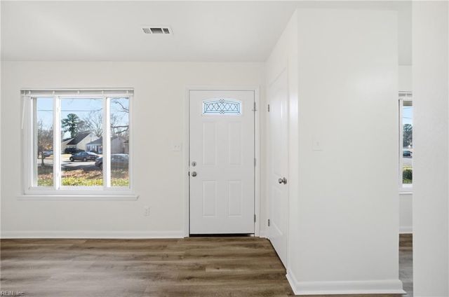 710 Rutherford ST, Hampton, VA 23661