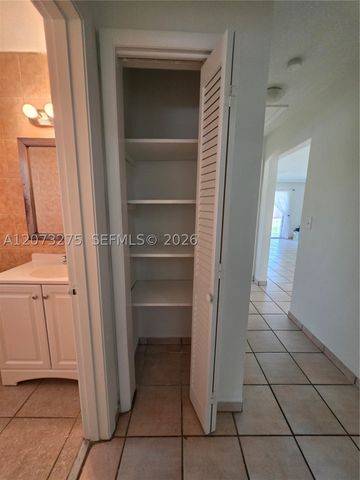 940 Benevento Ave 0, Coral Gables, FL 33146