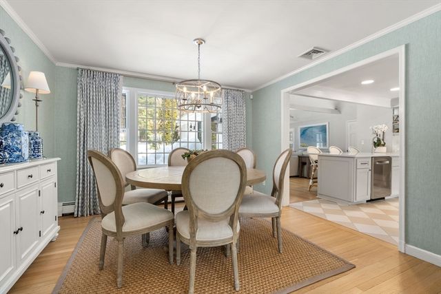 22 Longmeadow Rd, Hingham, MA 02043