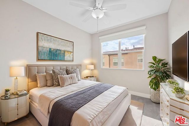 4393 Paxton Place, Calabasas, CA 91302