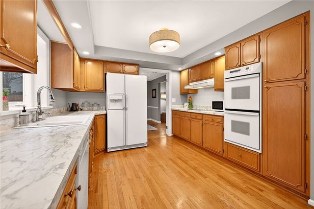 9 Sandpiper Lane, Pittsford, NY 14534