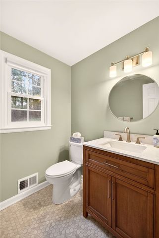 9 Sandpiper Lane, Pittsford, NY 14534