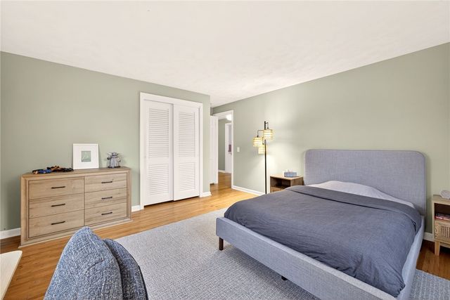 9 Sandpiper Lane, Pittsford, NY 14534