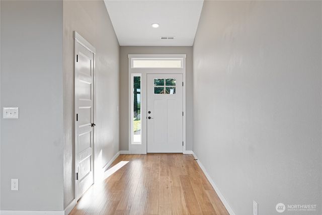 250 Red Rock Drive, Castle Rock, WA 98611