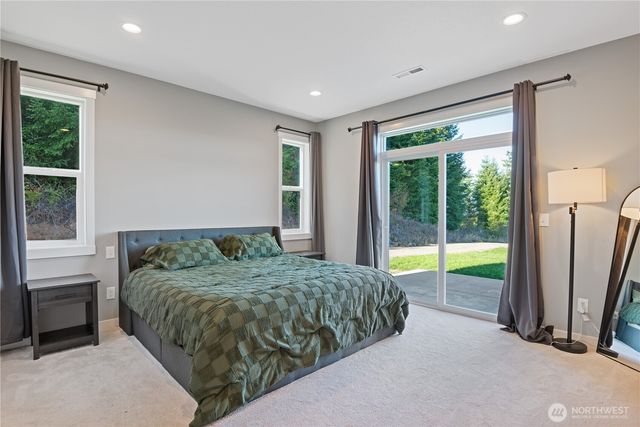 250 Red Rock Drive, Castle Rock, WA 98611