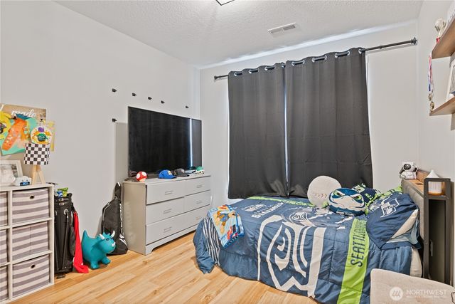 250 Red Rock Drive, Castle Rock, WA 98611