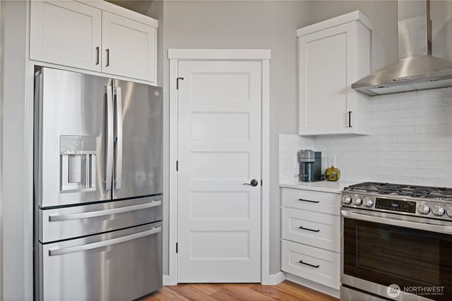 250 Red Rock Drive, Castle Rock, WA 98611