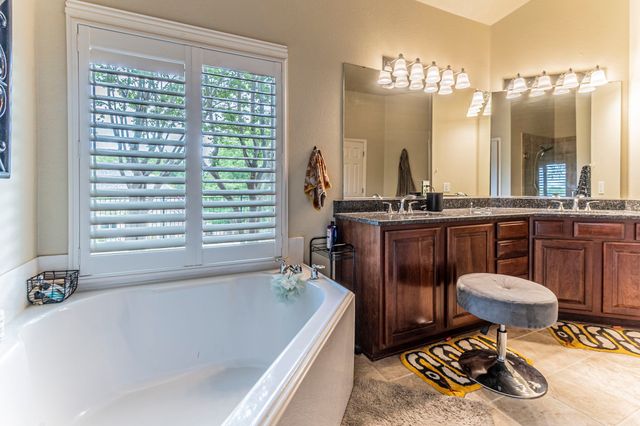 1407 Ballycastle Lane, Corinth, TX 76210