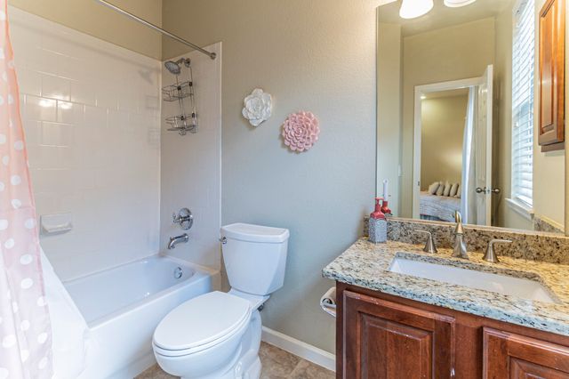 1407 Ballycastle Lane, Corinth, TX 76210