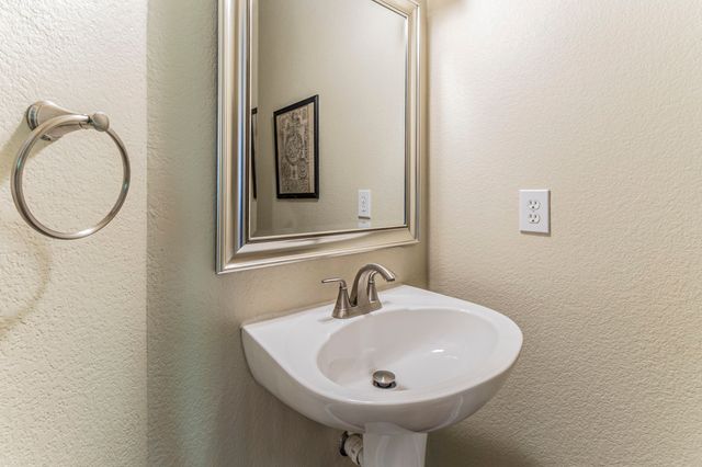 1407 Ballycastle Lane, Corinth, TX 76210