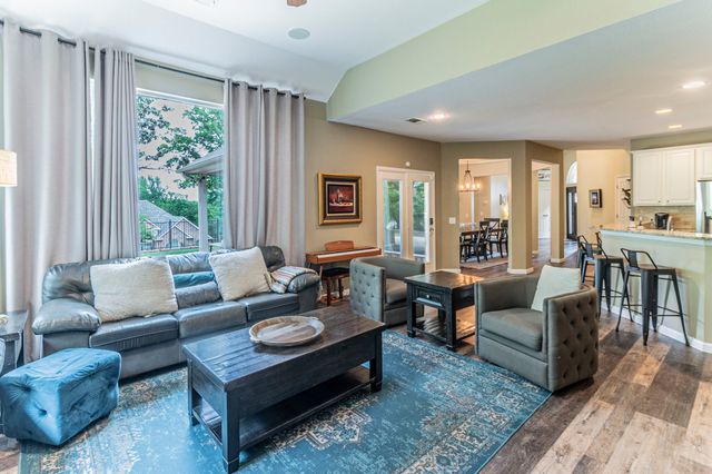 1407 Ballycastle Lane, Corinth, TX 76210