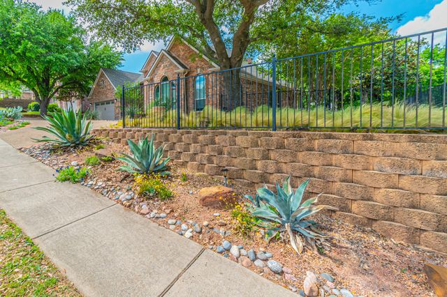 1407 Ballycastle Lane, Corinth, TX 76210