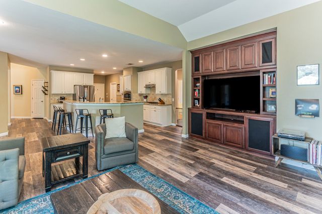 1407 Ballycastle Lane, Corinth, TX 76210