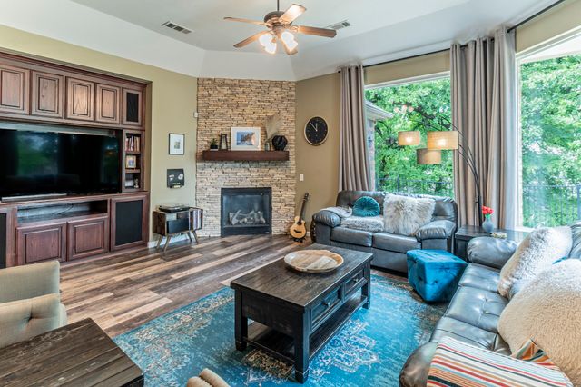 1407 Ballycastle Lane, Corinth, TX 76210