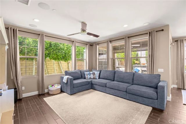 357 Laurel, Lake Forest, CA 92630