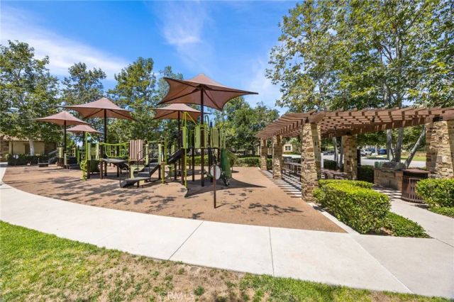 357 Laurel, Lake Forest, CA 92630