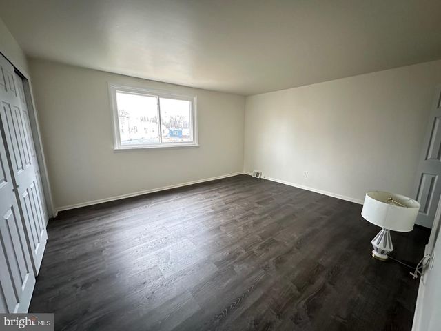 4227 GREENMOUNT RD, Philadelphia, PA 19154