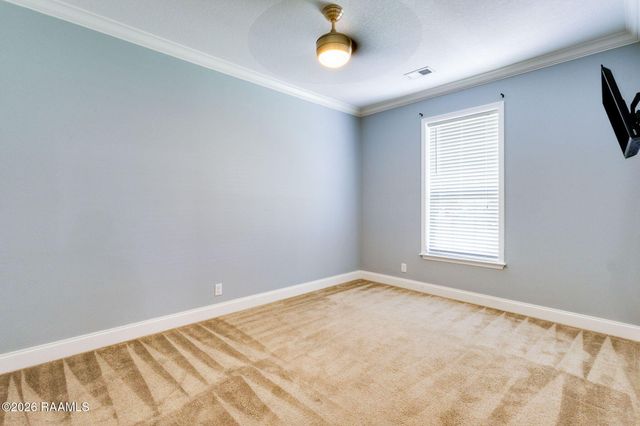 1033 Deanna Lane, Broussard, LA 70518